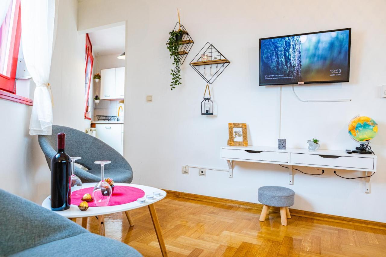 Flexible Selfcheckins 15 & 19 - Zagreb - Garage - Loggia - New - Apartments Repinc Extérieur photo