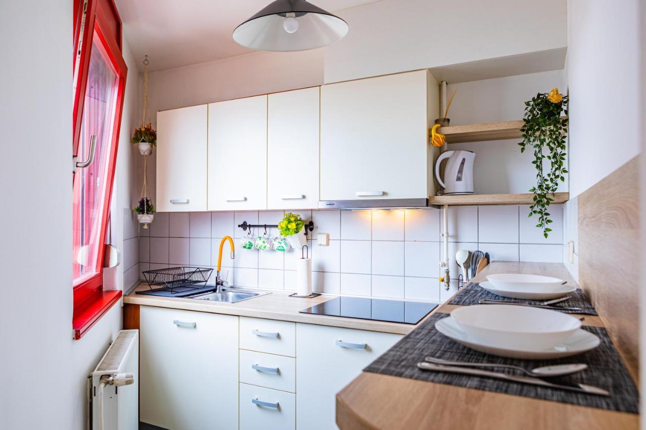 Flexible Selfcheckins 15 & 19 - Zagreb - Garage - Loggia - New - Apartments Repinc Extérieur photo