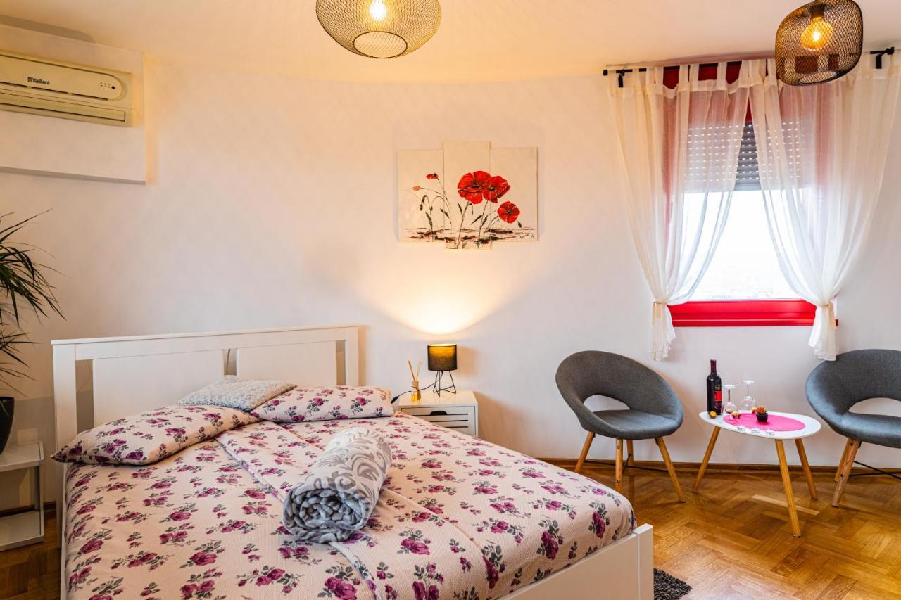 Flexible Selfcheckins 15 & 19 - Zagreb - Garage - Loggia - New - Apartments Repinc Extérieur photo