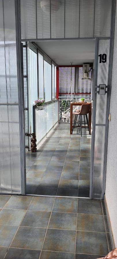 Flexible Selfcheckins 15 & 19 - Zagreb - Garage - Loggia - New - Apartments Repinc Extérieur photo