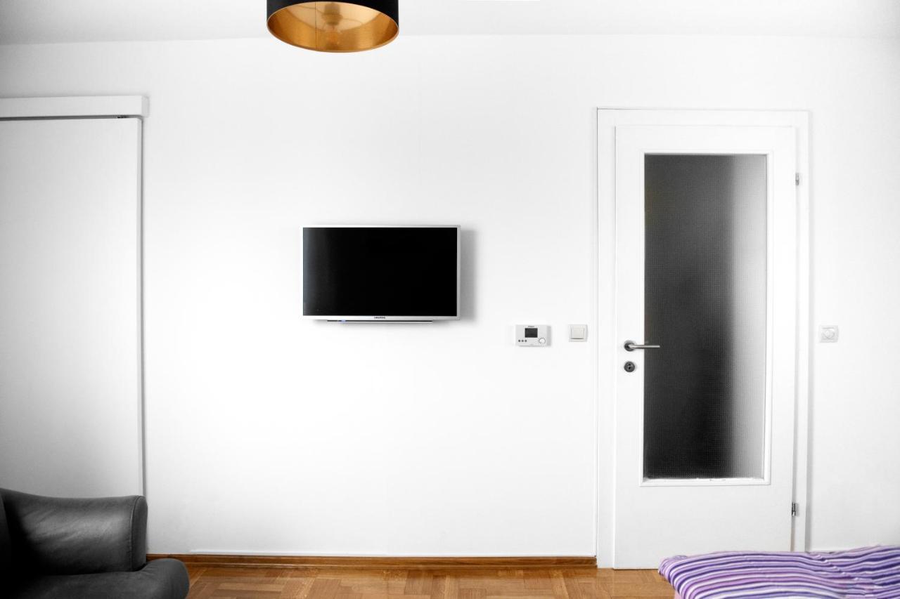 Flexible Selfcheckins 15 & 19 - Zagreb - Garage - Loggia - New - Apartments Repinc Extérieur photo