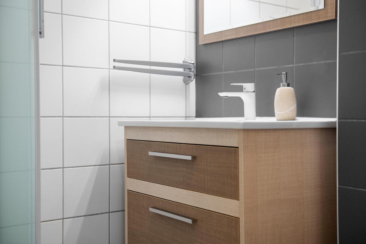 Flexible Selfcheckins 15 & 19 - Zagreb - Garage - Loggia - New - Apartments Repinc Extérieur photo